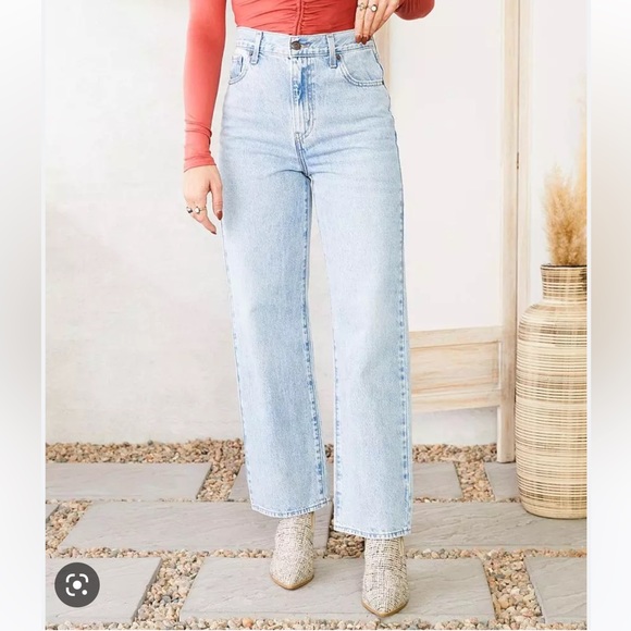 Levi's Denim - Levi’s high waisted straight